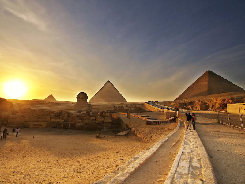 Le piramidi di Giza